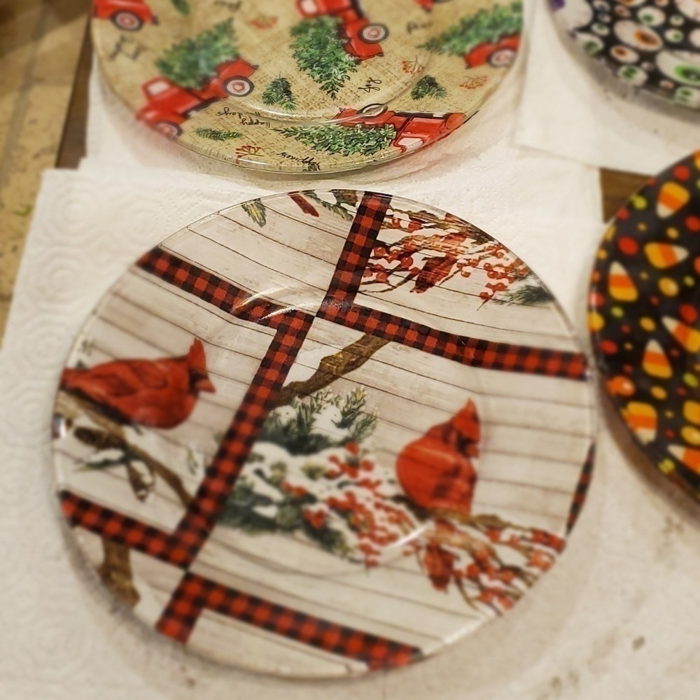 Christmas Dinner or cookie plate 10"